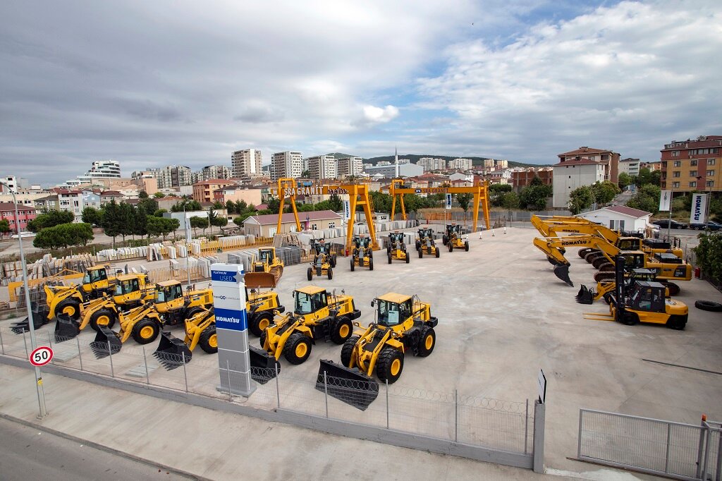 خدمة مبيعات الشاحنات Platinum Used Temsa Construction Equipment Second Hand Showroom ، اسطنبول، صورة
