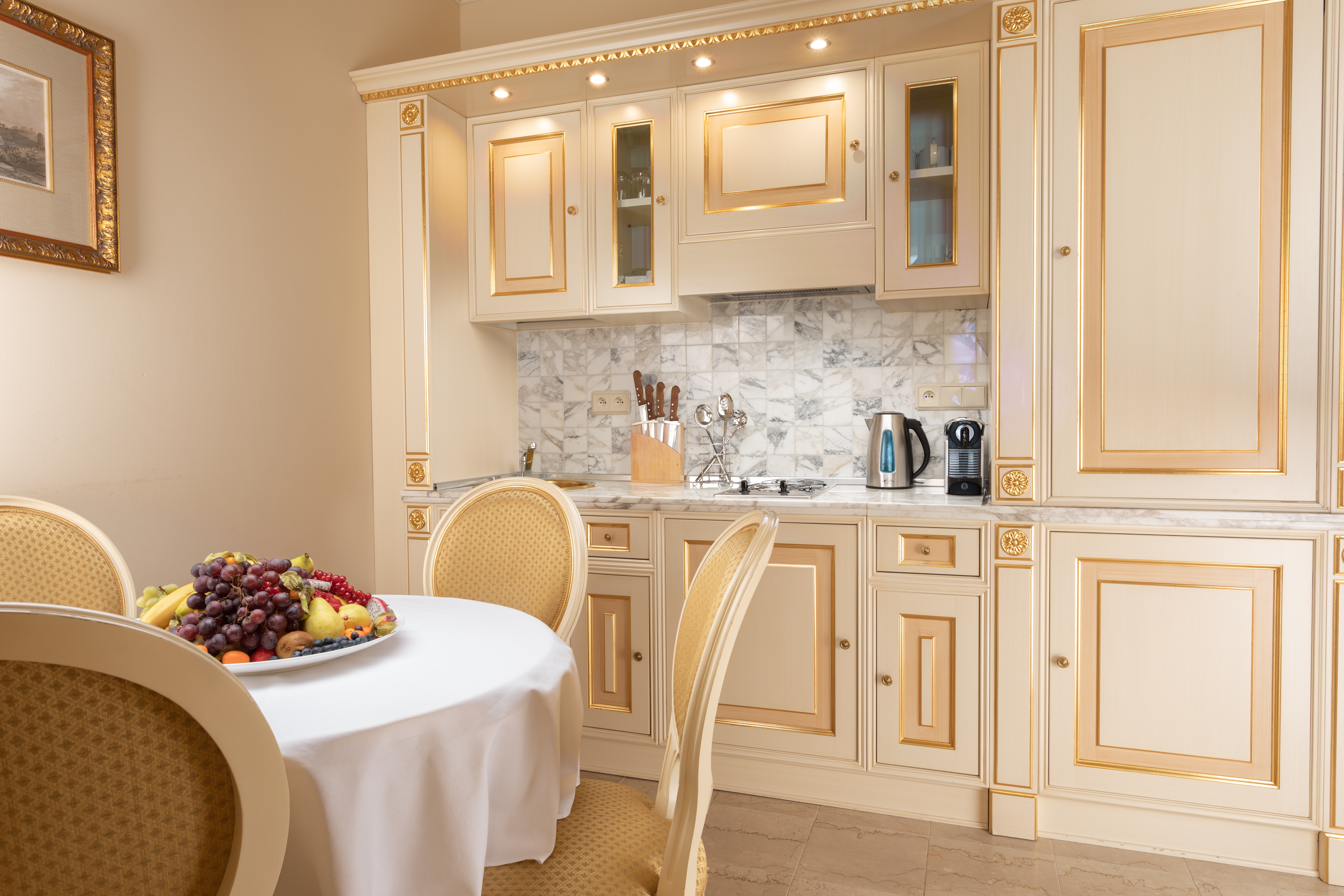 Фото Savoy Westend Hotel