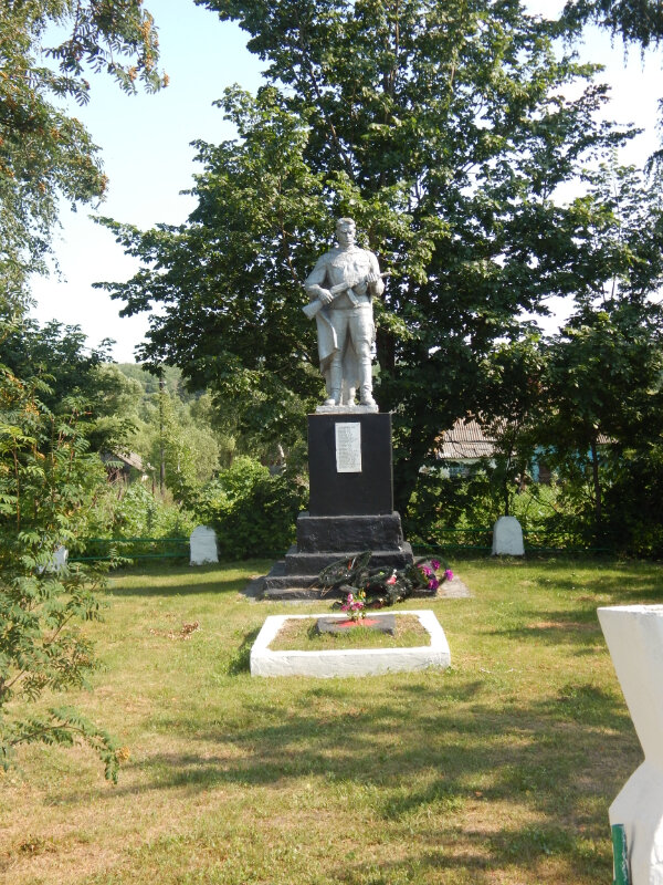 Monument, memorial Братская могила воинов Советской Армии, погибших в январе 1943 года, Kursk Oblast, photo