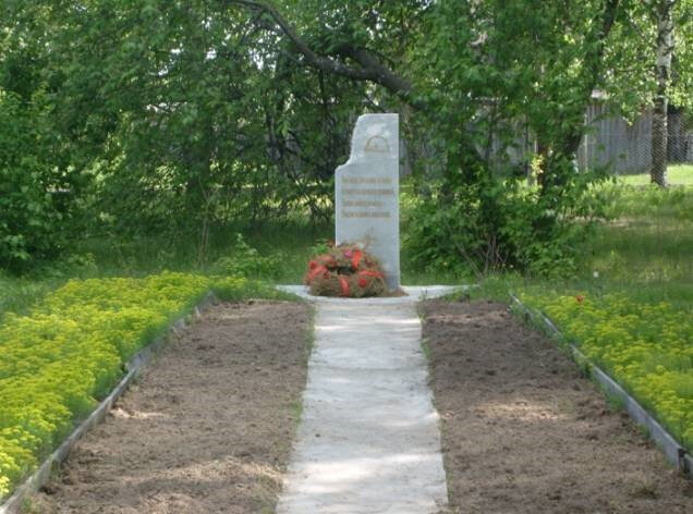 Monument, memorial Обелиск воинам, погибшим в годы Великой Отечественной войны, Mari El Republic, photo