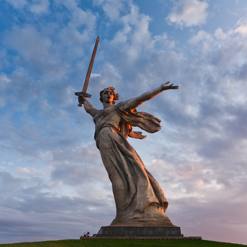 Памятник, мемориал Родина-Мать зовёт!, Волгоград, фото