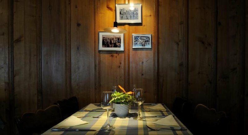 Гостиница Gasthaus Zum Rossli
