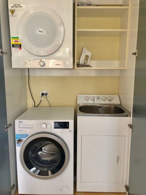 Фото Akaroa Village Inn