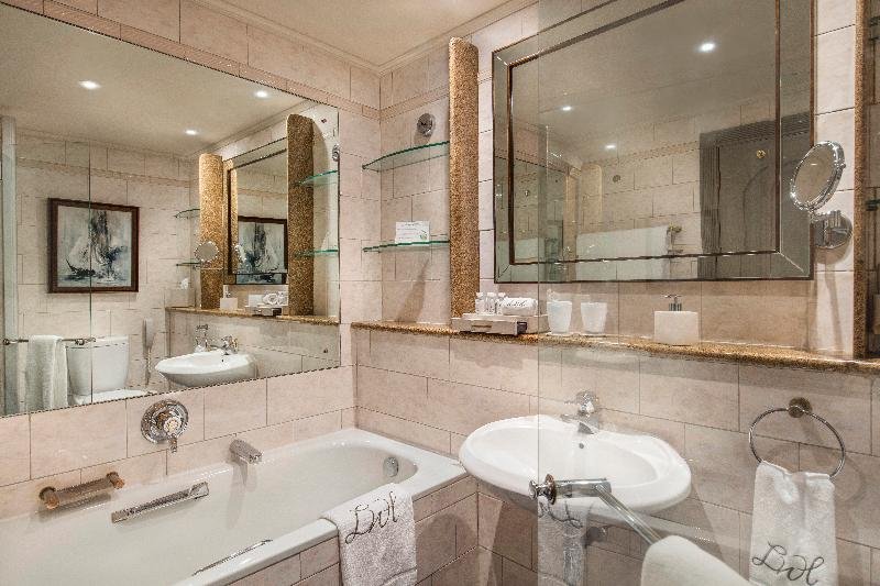 Фото Labourdonnais Waterfront Hotel