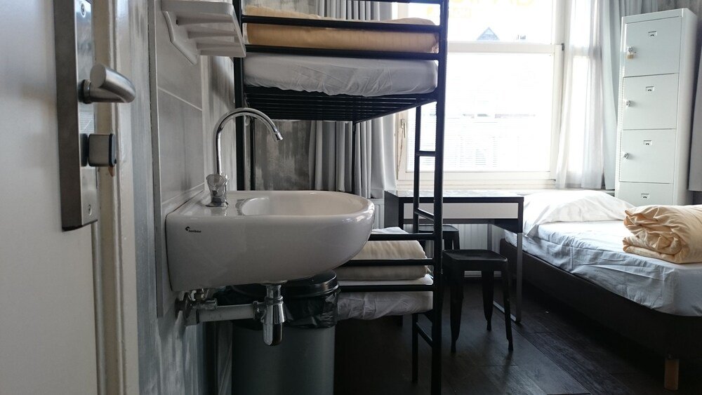 Фото Amigo Hostel