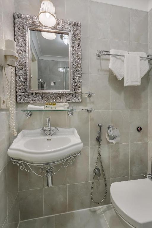 Фото Амбассадори