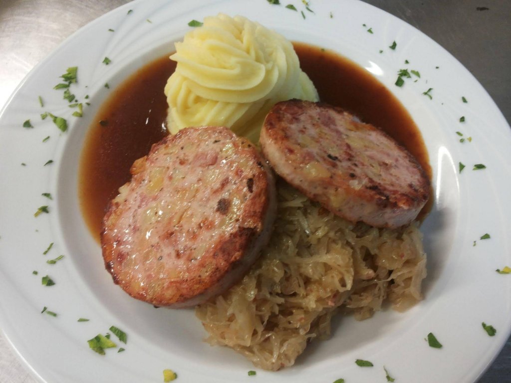 Фото Hotel Restaurant Kriemhilde