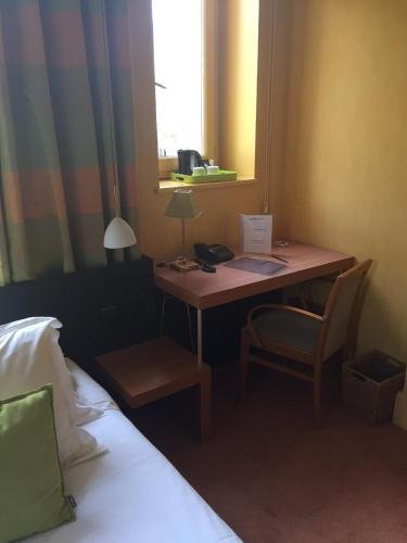 Фото отеля 2