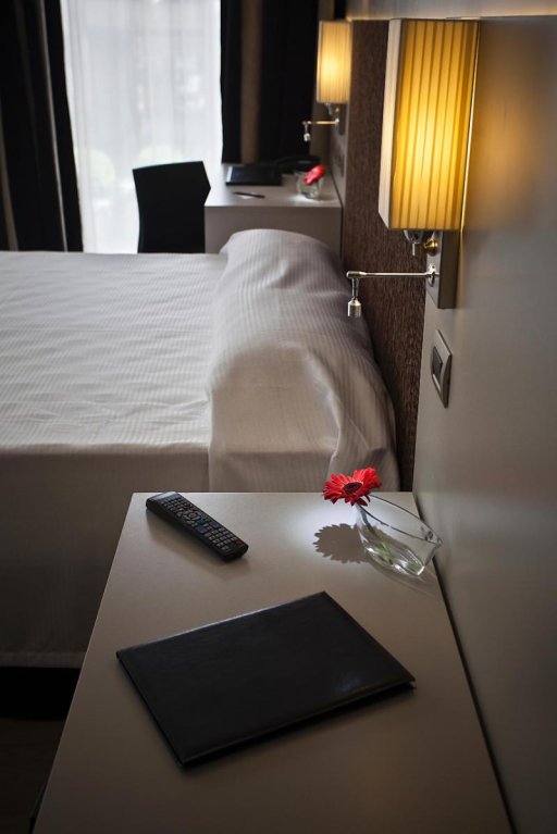 Фото Two Hotel Buenos Aires