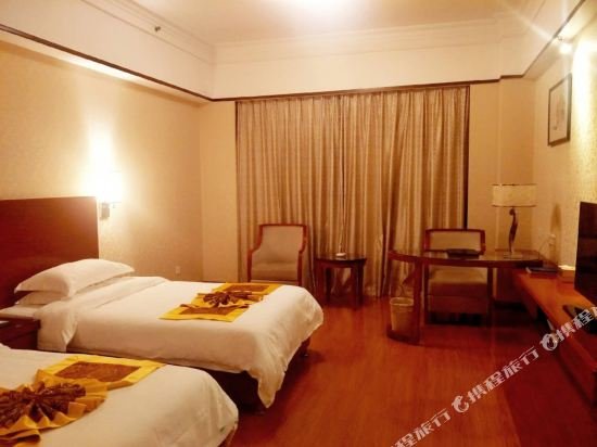 Фото Hainan Yehai Hotel