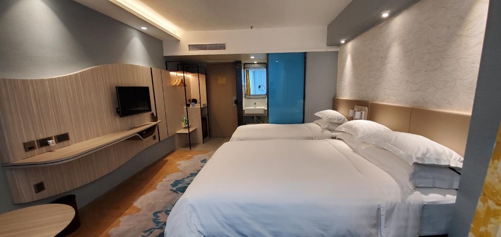 Фото Wharney Hotel