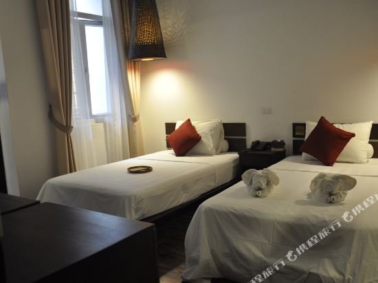 Фото Cinnamon Cathedral Hotel