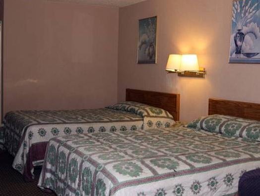 Фото Hollywood La Brea Inn