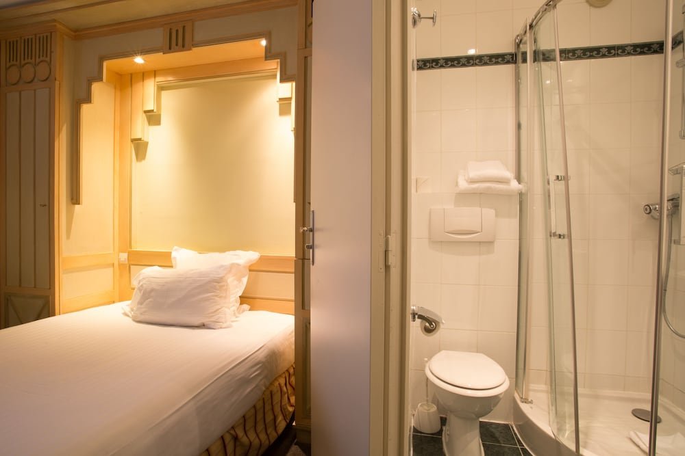 Фото Hotel France Eiffel