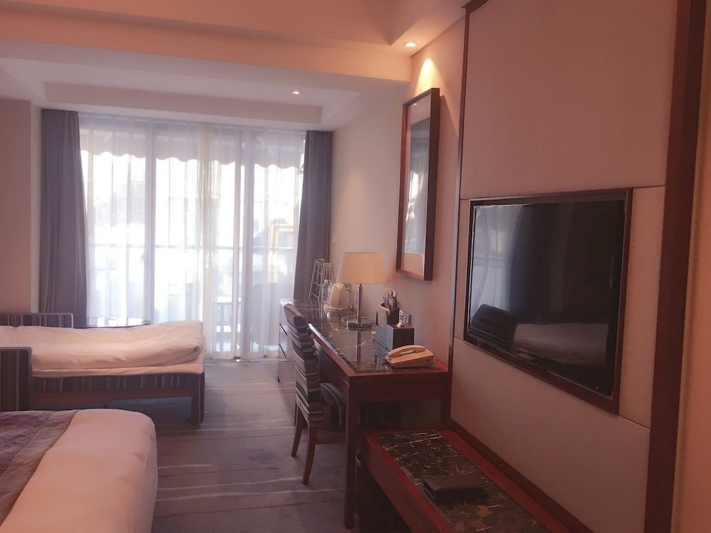 Фото Lakeview Hotel Hangzhou