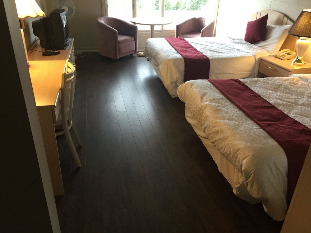 Фото Travels Inn Victoria County