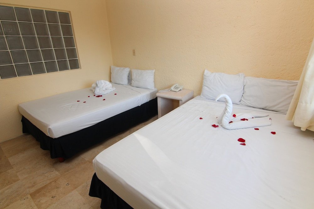 Фото Hotel Villamar Princesa Suites