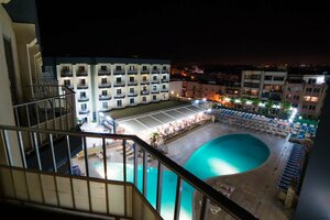 Гостиница Topaz Hotel