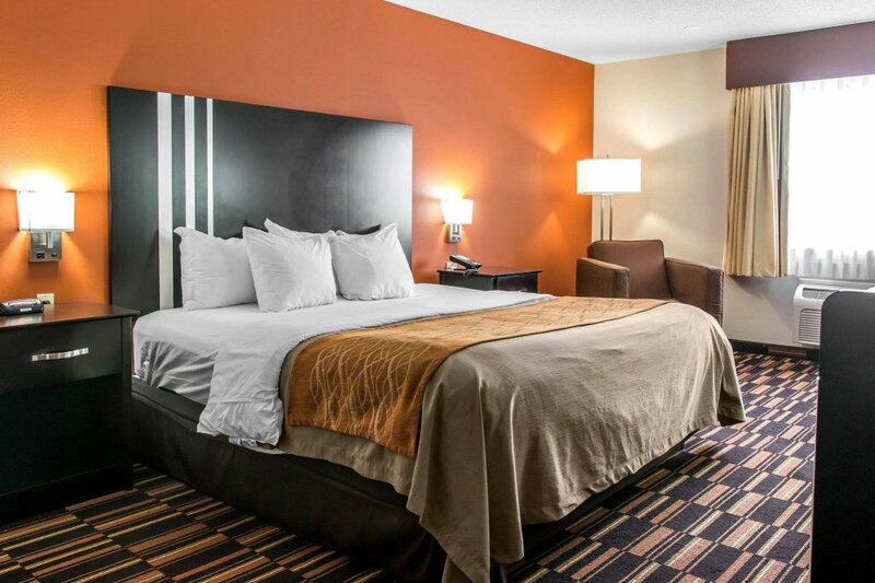 Гостиница Comfort Inn Maumee - Perrysburg Area