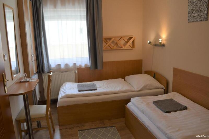 Фото Alfred Panzio