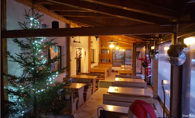 Фото Bijela Ruza