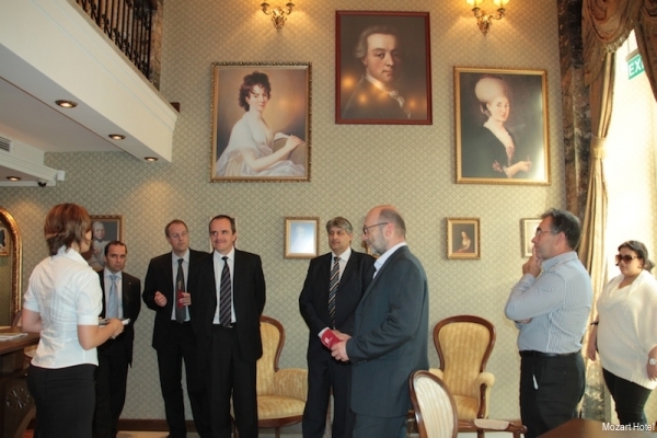 Фото Mozart Hotel