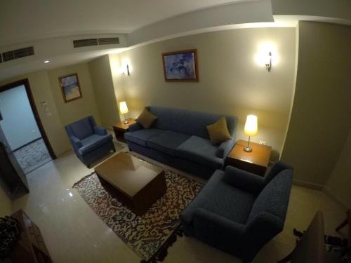 Фото Rehana Plaza Hotel