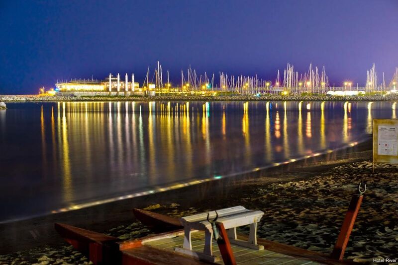 Фото Hotel River