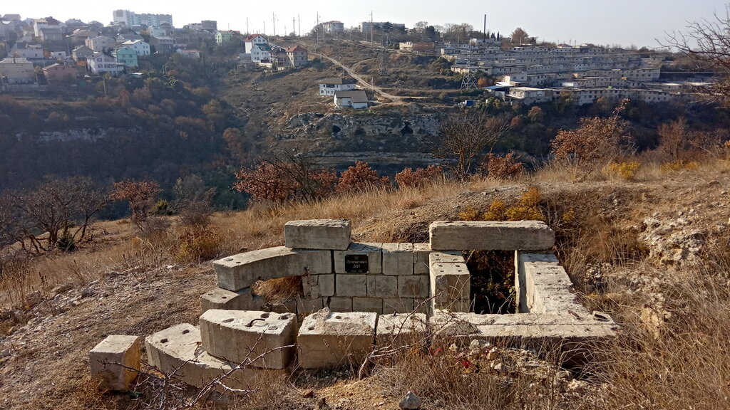 Landmark, attraction Пулеметная сборная железобетонная огневая точка, Sevastopol, photo