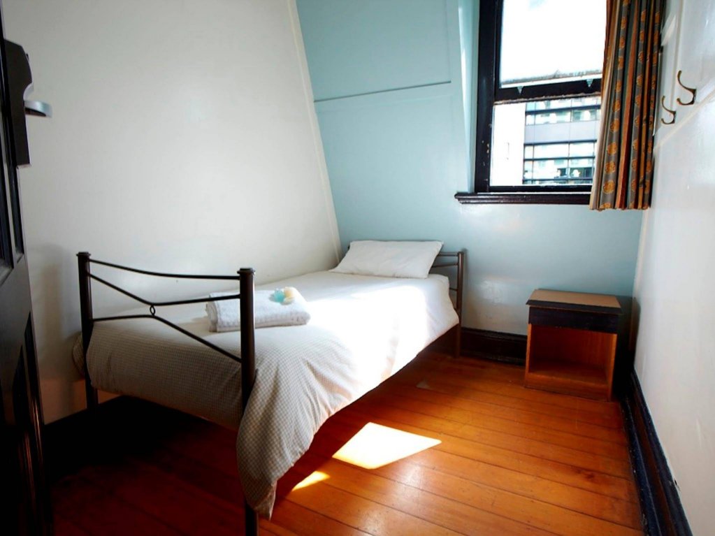 Фото Nomads Brisbane Hostel