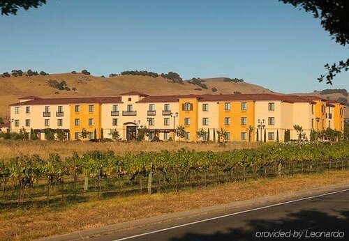 Внешний вид отеля SpringHill Suites Napa Valley в Округе Напе, фото 3