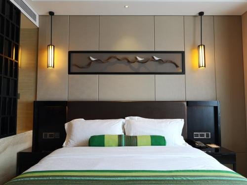Фото Relaxed Season Hotel - Foshan