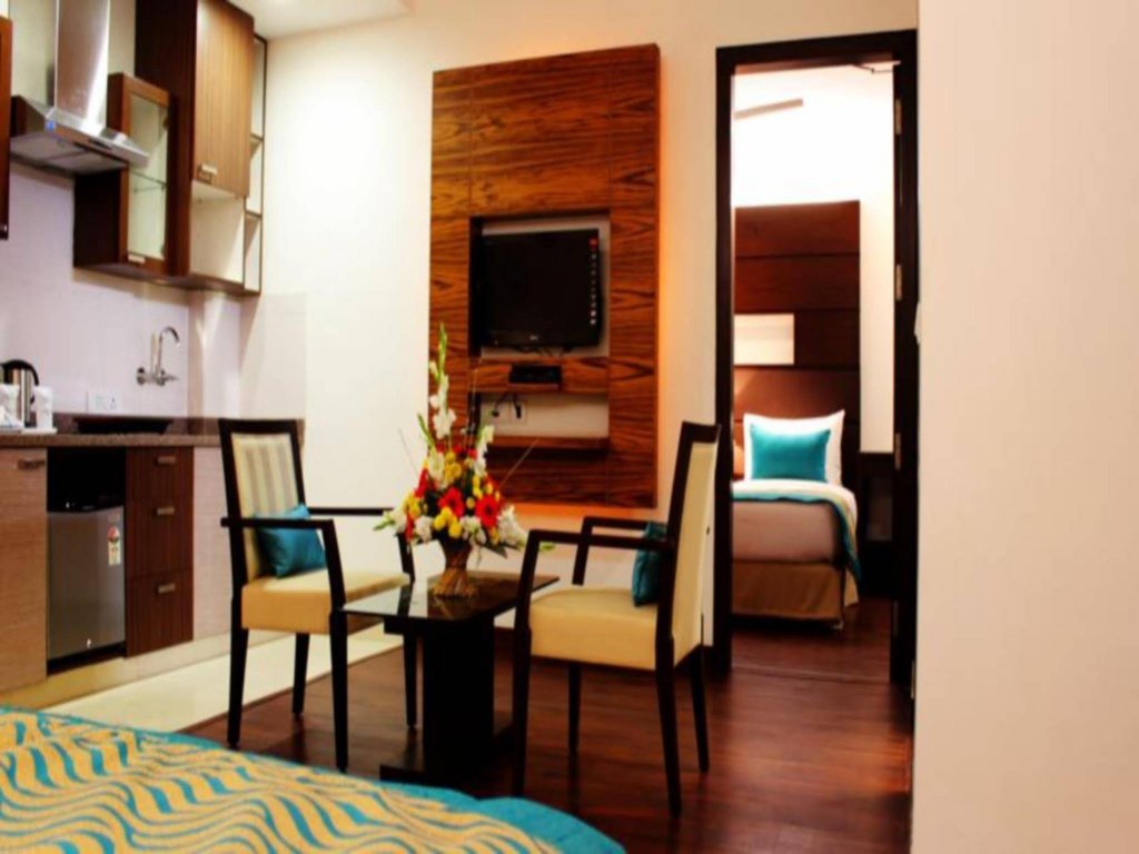 Фото Stately Suites MG Road
