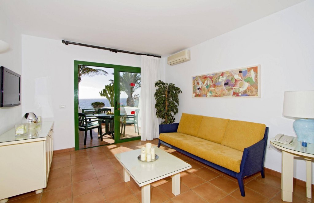 Фото Apartamentos Velazquez