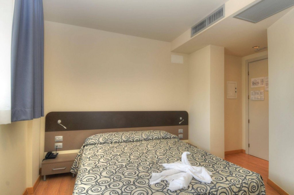 Фото Hotel Pasha