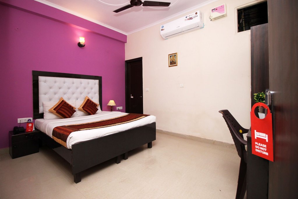 Фото Oyo 9338 Hotel InTown