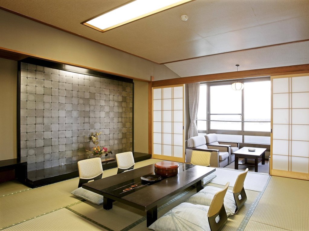 Фото Yukai Resort New Maruya Hotel Bekkan