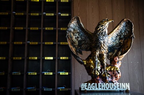 Гостиница Eagle House Inn во Владивостоке