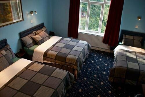 Hotel Avalon Guest House, Leeds, photo