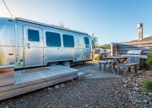 Гостиница Hart's Camp Airstream Hotel & Rv Park