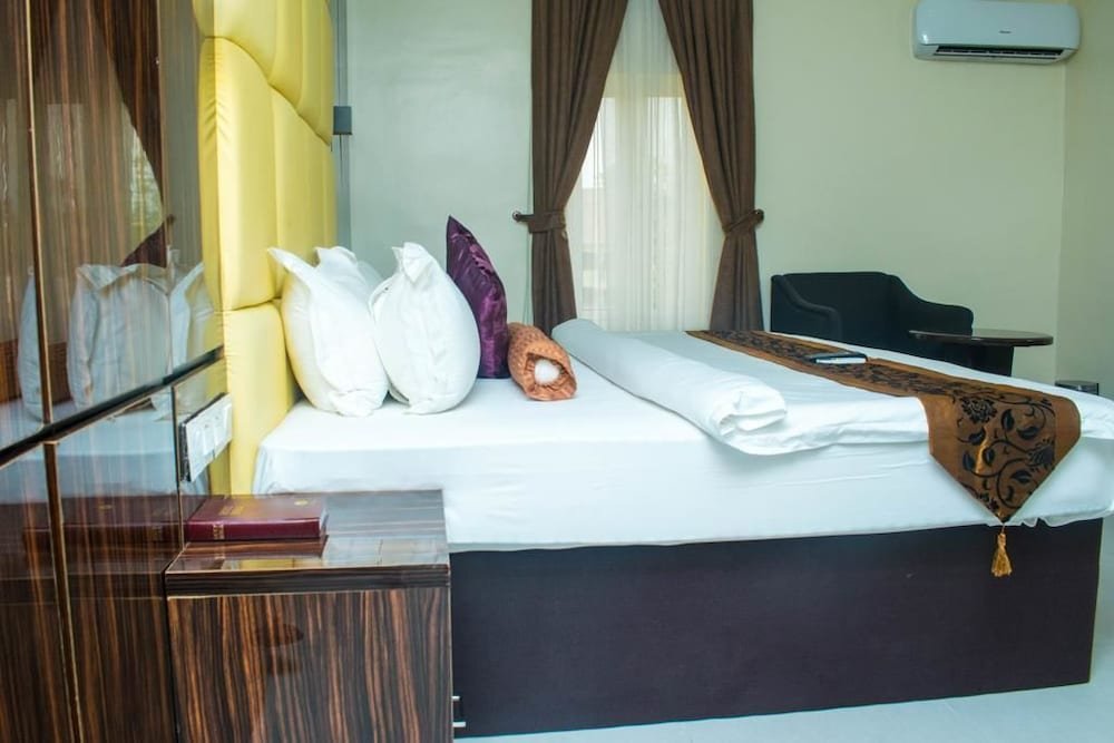 Фото The Pennsylvania Avenue Hotel