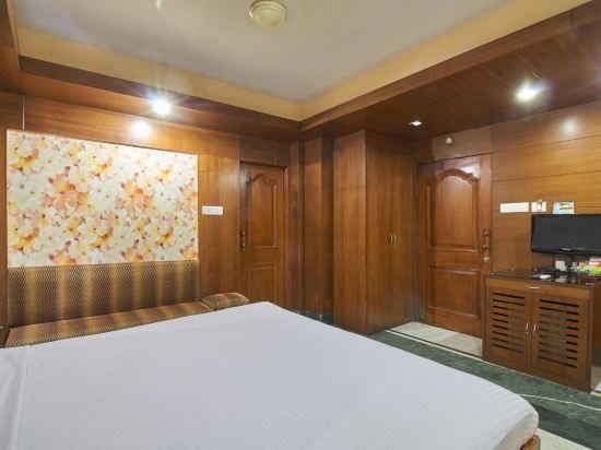 Фото Hotel Pan Asia International