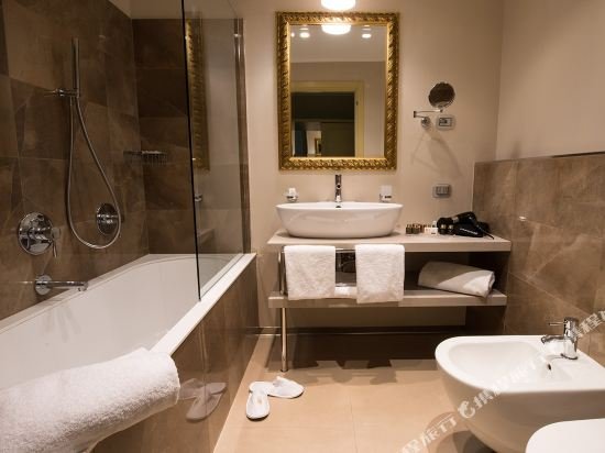 Фото Palace Hotel