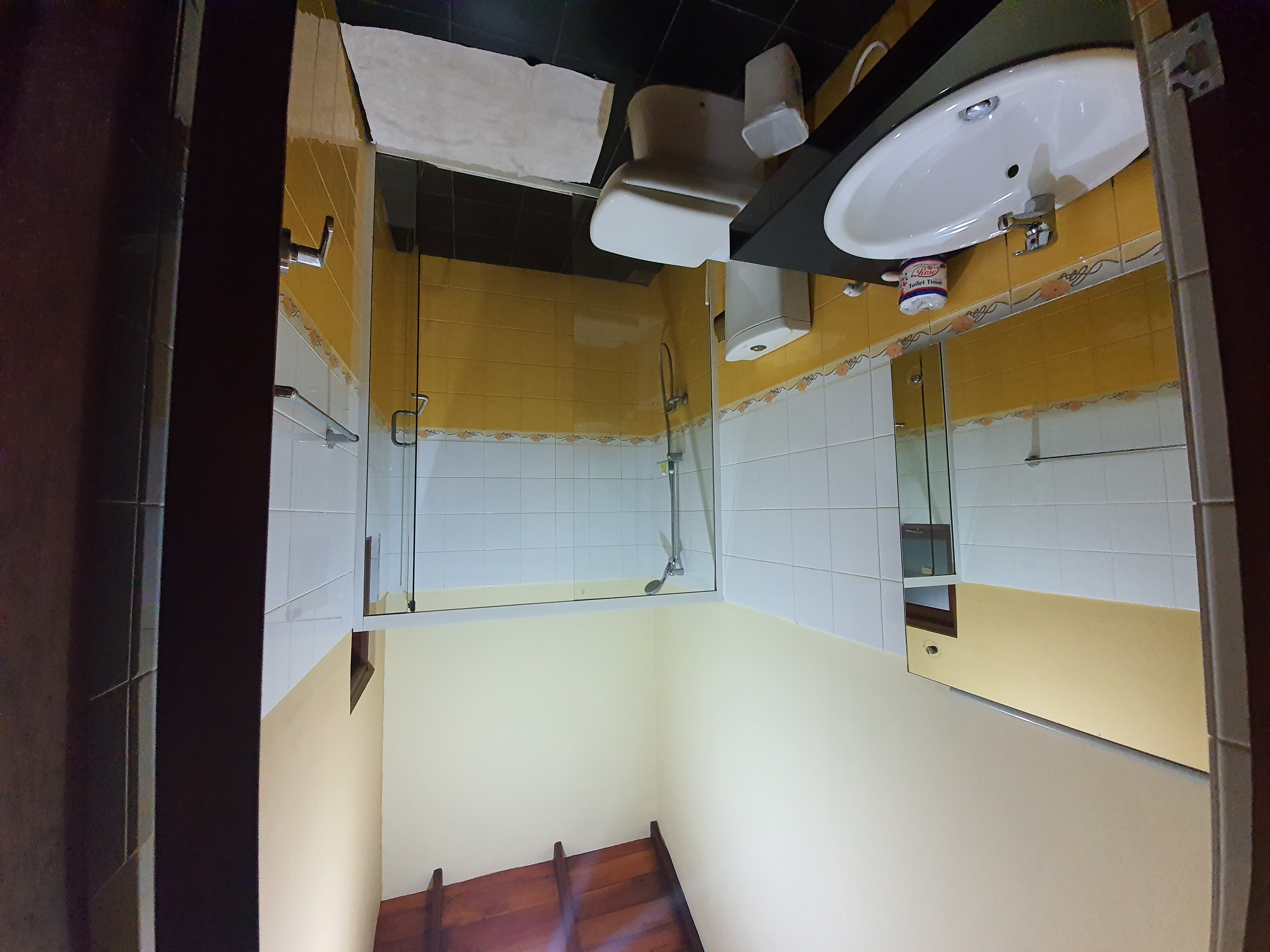 Фото The Airport Villa