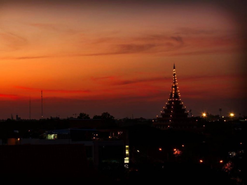 Фото Ingtara Hotel