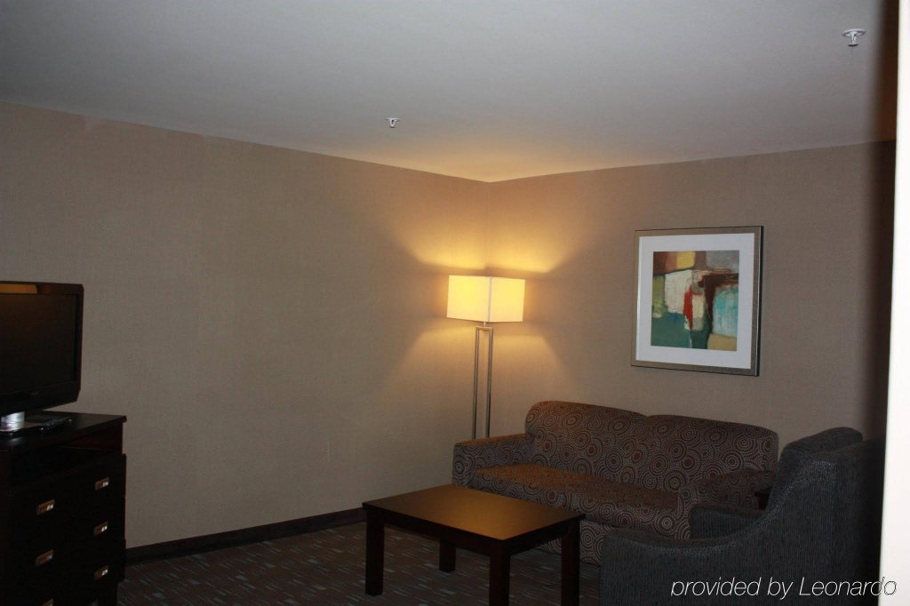 Фото Holiday Inn Ontario Airport, an Ihg Hotel