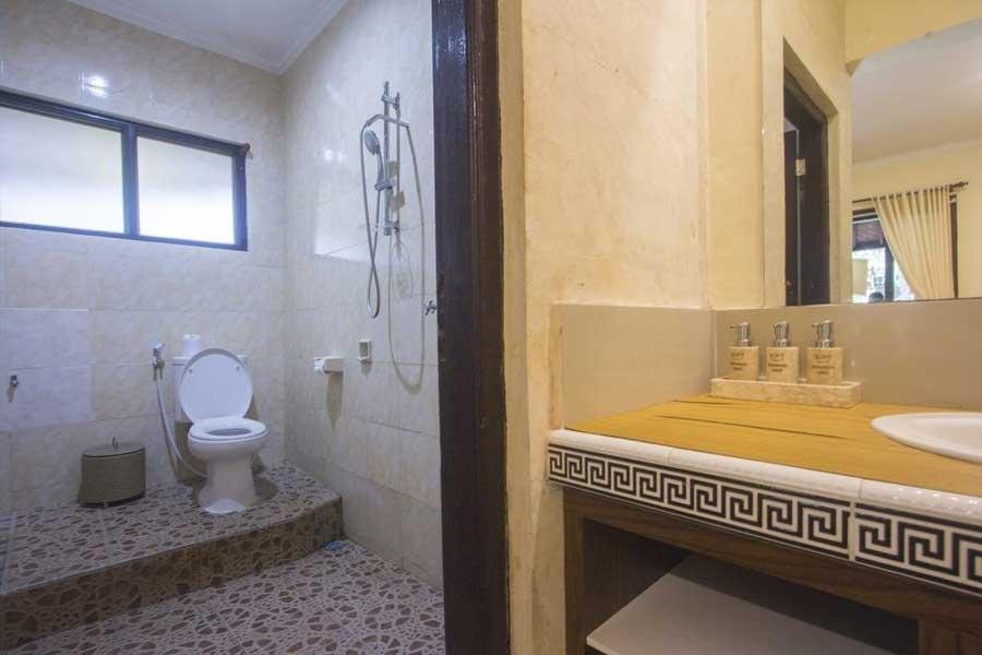 Фото Dewangga Bungalow