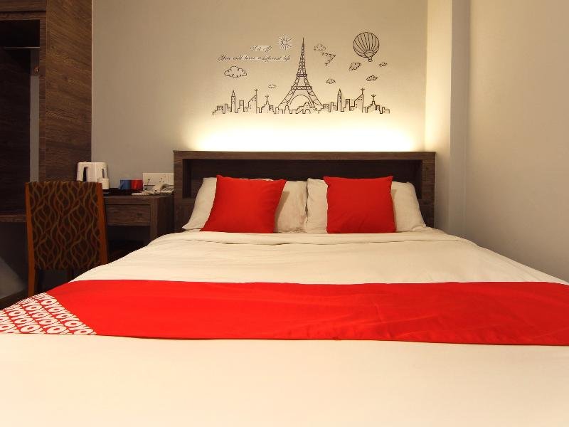 Фото Oyo 429 Sunlight Hotel