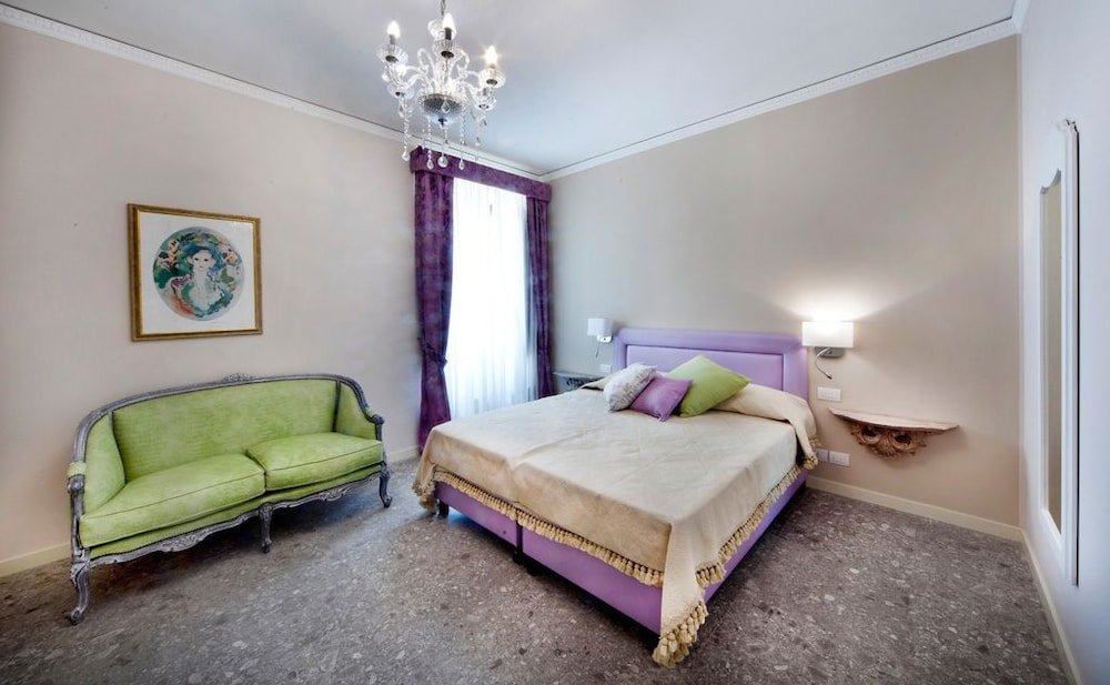 Фото Porta Di Mezzo Luxury B&b