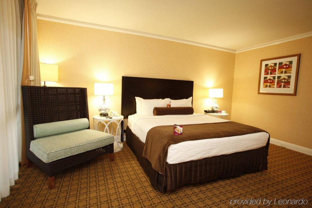 Фото Crowne Plaza Cabana, Palo Alto, an Ihg Hotel